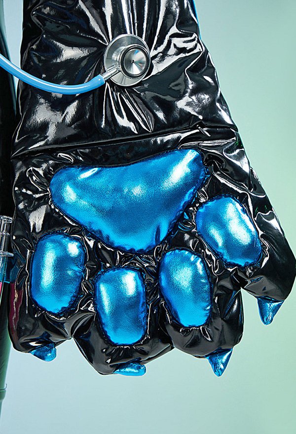 Vocal Traje de Enfermera Mono de Cuero con Guantes de Pata Grande Abrigo con Diadema de Insignia Vocal Traje de Enfermera Mono de Cuero con Guantes de Pata Grande Abrigo con Diadema de Insignia