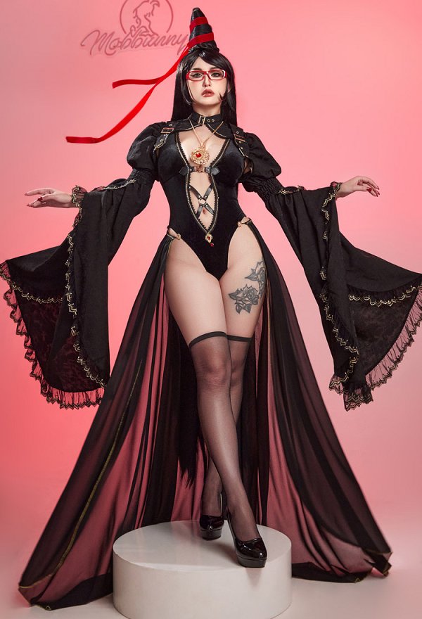 Bayonetta Derivative Sexy Dessous Set Lingerie Hohlbody und Mantel mit Rock und Halskette Bayonetta Derivative Sexy Dessous Set Lingerie Hohlbody und Mantel mit Rock und Halskette