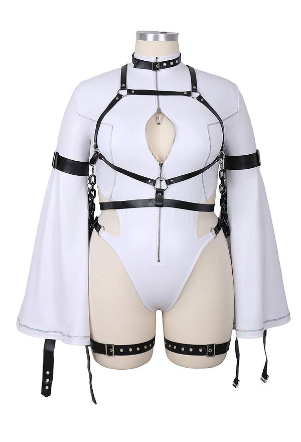 Talla plus C.C. Derivado Sexy Body de Tirantes y calados con Medias Largas