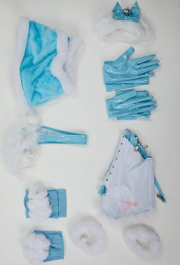 Sexy Lingerie Set Winter Christmas Blue White Furry Heart Hollow Top and Panty with Cloak