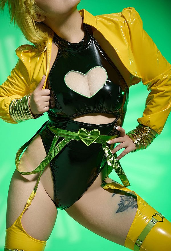 Dio Derivative Sexy Dessous Lingerie Herz Ausschnitt Bodysuit mit Kurz Jacke Gürtel