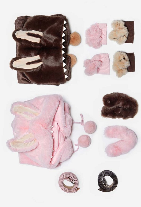 Sexy Mono con Cola y Capucha Muñeco peludo Labubu derivado con calcetines Sexy Mono con Cola y Capucha Muñeco peludo Labubu derivado con calcetines