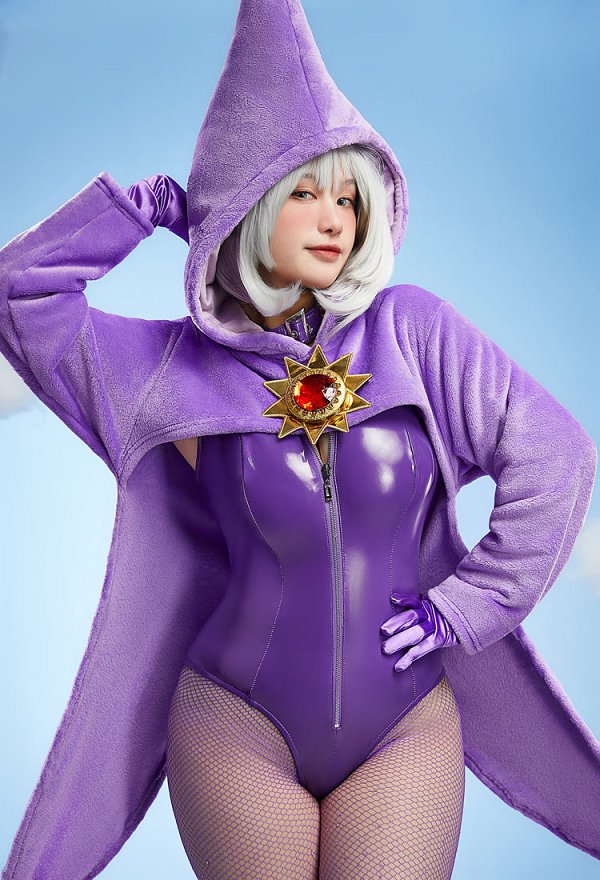 PM Dérivé Sexy Cosplay Costume Combinaison en cuir moulante avec bonnet pointu en peluche, veste et gants