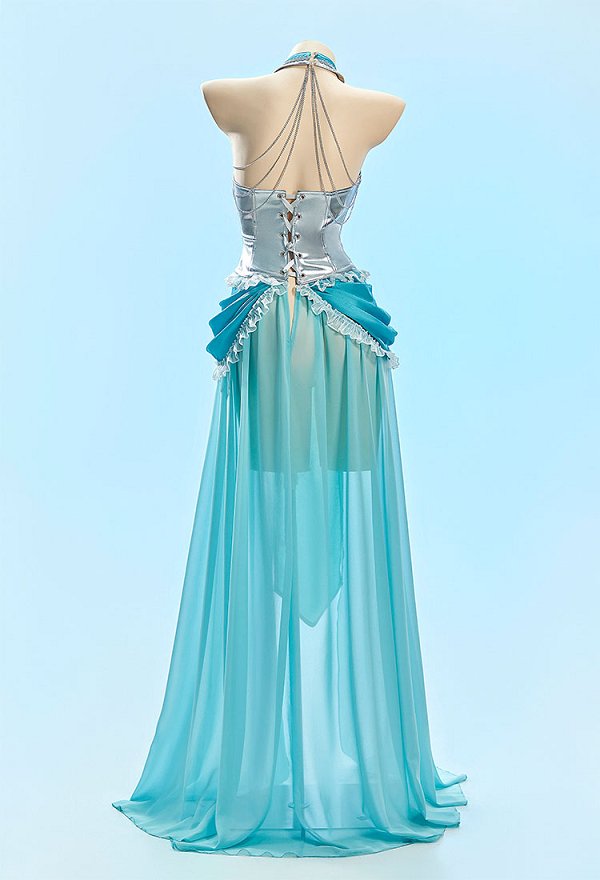 Tenue de danse sexy inspirée des princesses robe dos nu à manches avec chaîne