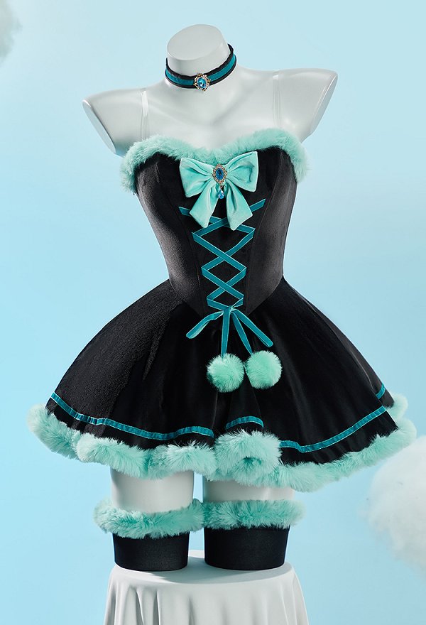 Tenue de Noël en Peluche Style Lapin Sexy Robe Sans Bretelles avec Cape et Bas Cuissard