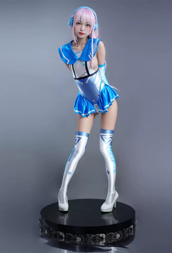 Maillot de Bain d'Une Pièce Sexy Imprimé avec Découpes Col Marin Accompagné de Gants et de Chaussettes Hautes