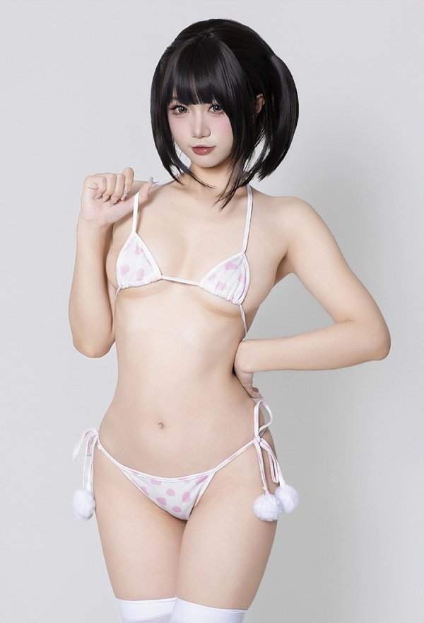 Sexy Bikini Outfit Kuhmuster BH Höschen Kapuzen Crop-Top und Strümpfen