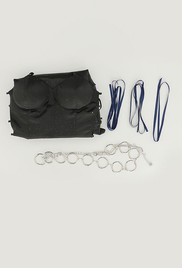 Shugo Chara Utau Hoshina Cosplay Schwarz Kleid Taillen Kette Choker Set Cosplay Kostüm Shugo Chara Utau Hoshina Cosplay Schwarz Kleid Taillen Kette Choker Set Cosplay Kostüm
