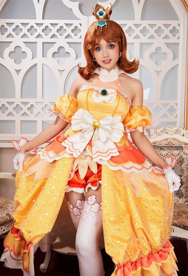 Miccostumes x akuoart Daisy Cosplay Costume Puff Sleeves Top and Shorts with Skirt and Gloves