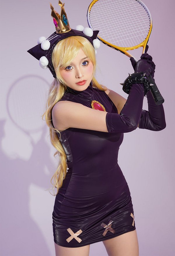 WaPeach Princess Disfraz de Cosplay Vestido morado de cuello alto con sombrero, guantes y corona