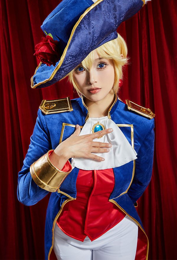 Girl Peach Cosplay Costume Swordfighter Costume de Chevalier Bleu Top et Pantalon avec Chapeau et Boucles d'Oreilles Girl Peach Cosplay Costume Swordfighter Costume de Chevalier Bleu Top et Pantalon avec Chapeau et Boucles d'Oreilles