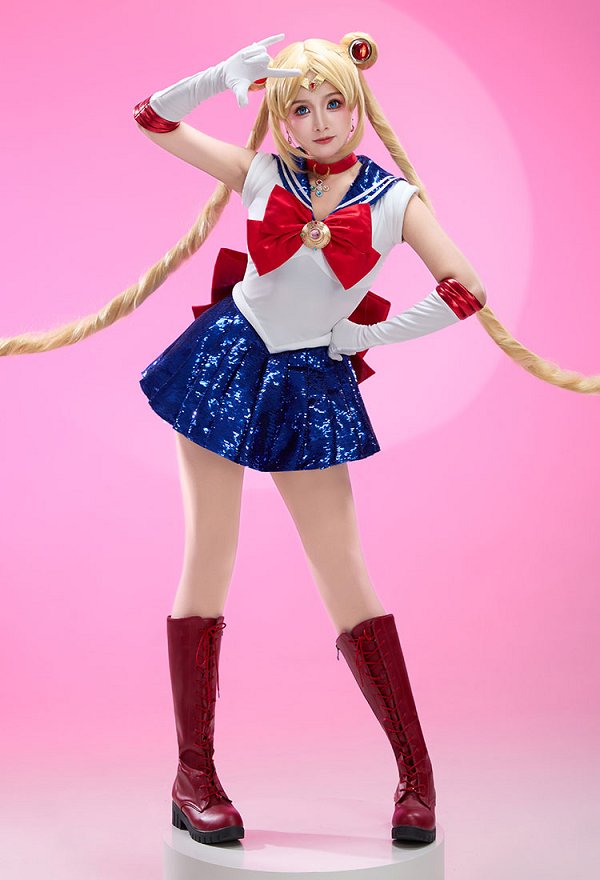 Costume de Cosplay Sailor Moon Usagi Version Scénique Robe avec Gants et Accessoires pour Cheveux