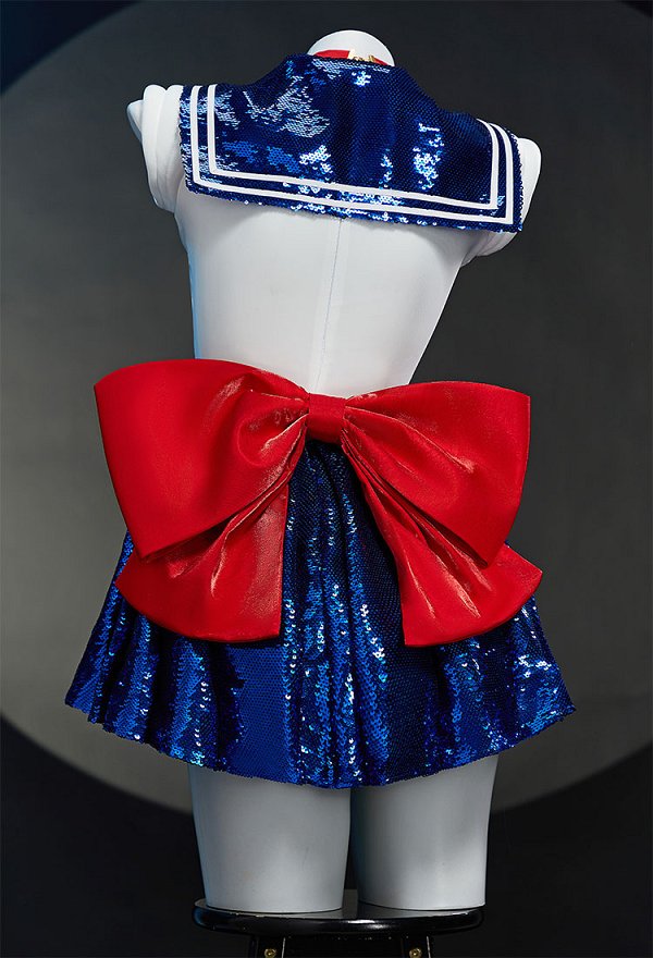 Costume de Cosplay Sailor Moon Usagi Version Scénique Robe avec Gants et Accessoires pour Cheveux