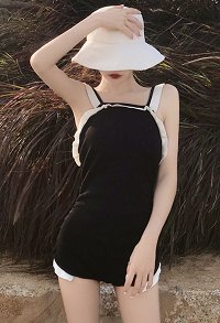 Women Cute Ruffled Sleeveless Monokini Swimsuit One Piece Back Hollow Swimwear Sexy Beach Wear Bathing Suit with Pads