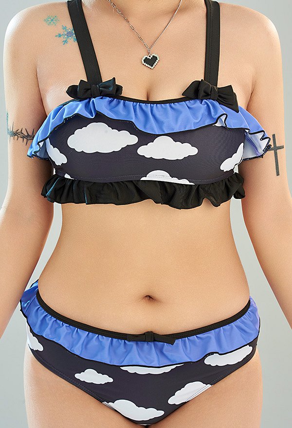 Miccostumes Swimsuits for Women Cloud Pattern Swimwear Bathing suit Ruffles Top and Shorts Bikini Sets