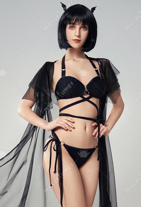 Maillots de bain Miccostumes pour femmes Maillot de bain style gothique Maillot de bain à lacets Ensembles bikini avec paréo