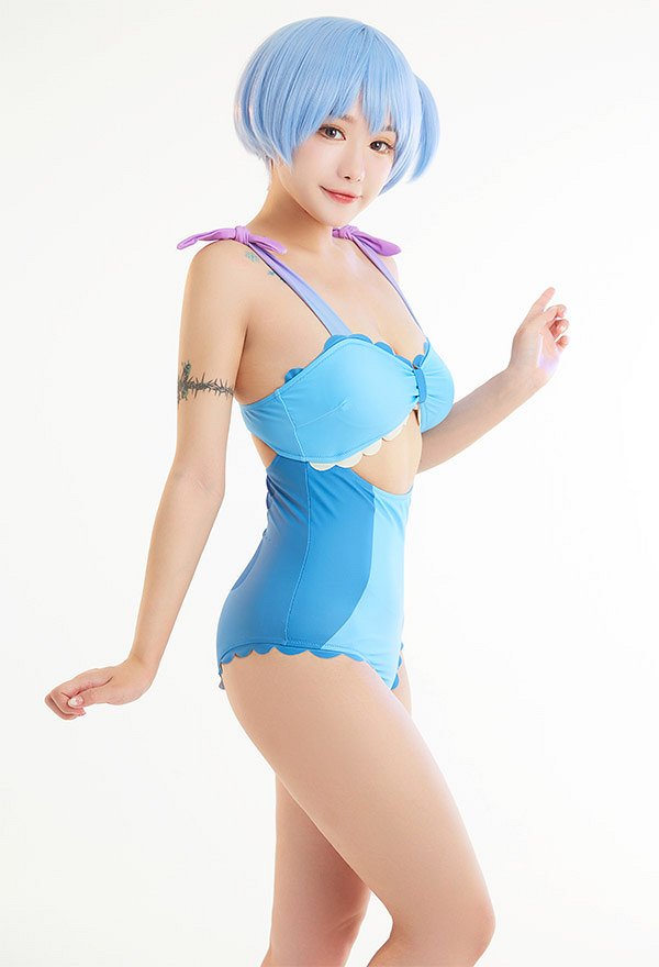 Maillots de bain Miccostumes pour femmes Maillot de bain kawaii Maillot de bain une pièce avec découpes et bordures festonnées