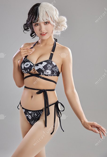Fledermaus Gothic Bikini Swimsuit Schwarz Badeanzug Crisscross Crisscross Neckholder Bademode