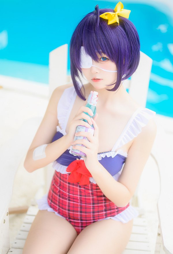 Traje de baño de una pieza derivado de Takanashi Rikka Traje de baño con control de abdomen