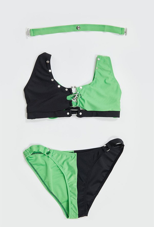 Conjunto de bikini de dos piezas derivado de Shego top halter y braguita con gargantilla