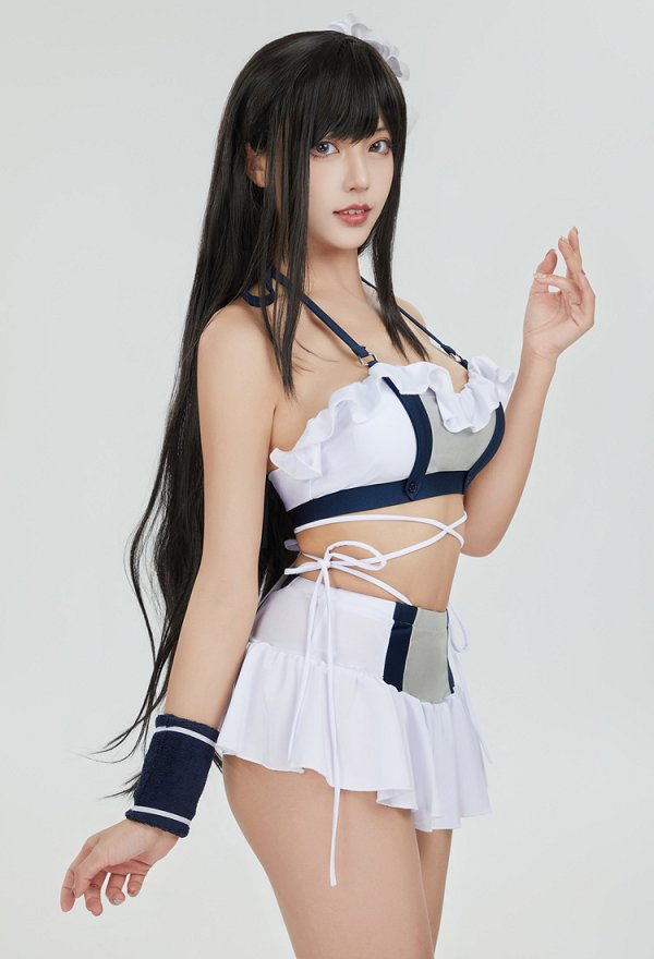 Disfraz de Cosplay Traje de Baño Derivado de FF7 Tifa con Cuello Halter Top con Volantes y Minifalda con Culottes Triangulares y Muñequeras