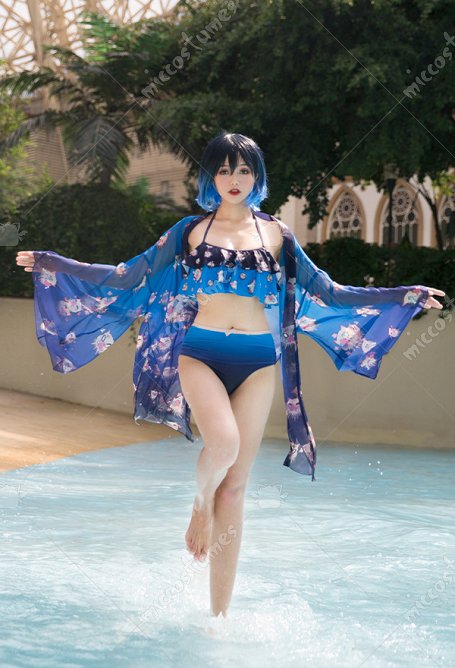 Kimono de gasa con estampado de dibujos animados cubierta con volantes y haori