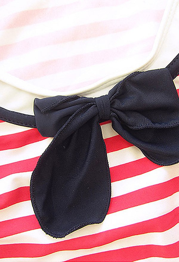 Red Stripe Girls Two Piece Swimwear Kawaii Bowknot Girls Swimsuits Ruffled Kids Bikini Red Stripe Girls Two Piece Swimwear Kawaii Bowknot Girls Swimsuits Ruffled Kids Bikini