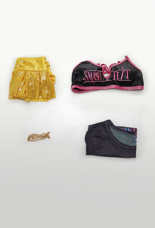 K-POP: Cazadoras de Demonios Traje de baño Split Estampado Top y Falda Pantalónes con Encubrimiento y Cadena en la Cintura K-POP: Cazadoras de Demonios Traje de baño Split Estampado Top y Falda Pantalónes con Encubrimiento y Cadena en la Cintura