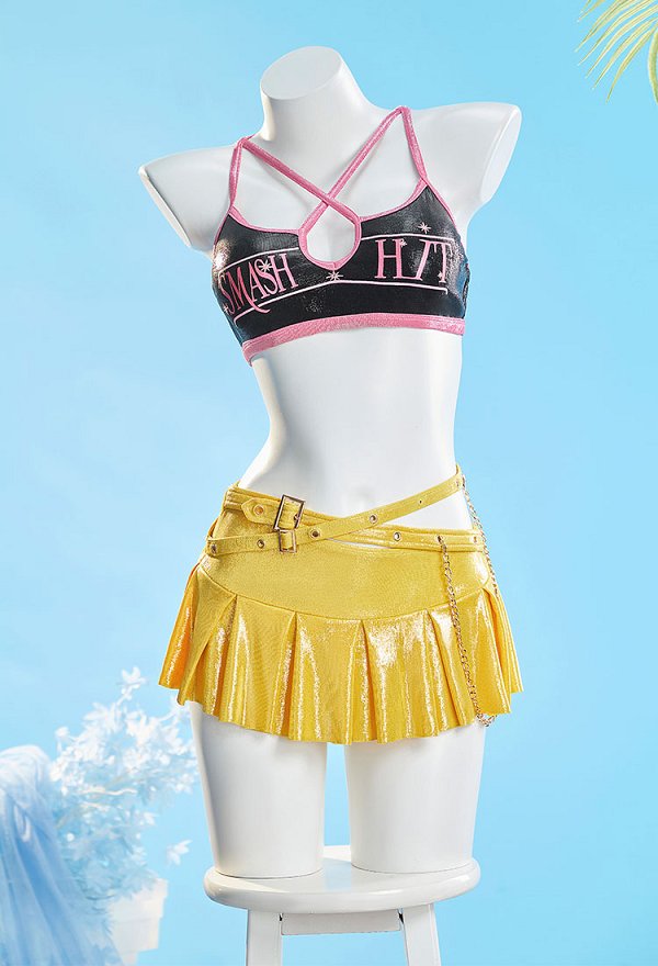 K-POP: Cazadoras de Demonios Traje de baño Split Estampado Top y Falda Pantalónes con Encubrimiento y Cadena en la Cintura K-POP: Cazadoras de Demonios Traje de baño Split Estampado Top y Falda Pantalónes con Encubrimiento y Cadena en la Cintura