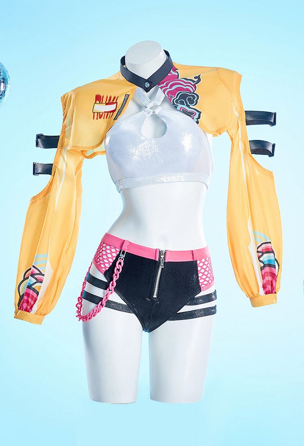 K-Pop: Kpop Killer Derivative Zweiteiliger Badeanzug Two-piece Swimsuit Neckholder Top und Shorts mit Überwurf und Kette K-Pop: Kpop Killer Derivative Zweiteiliger Badeanzug Two-piece Swimsuit Neckholder Top und Shorts mit Überwurf und Kette
