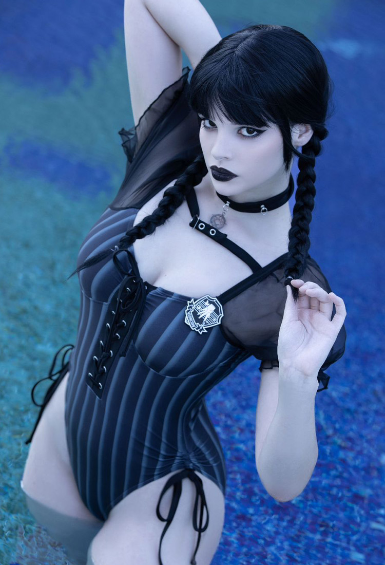 Wednesday Derivative Sexy Badeanzug Puffärmel Bodysuit Criss Cross Cutout Bodysuit High Cut Swimsuit