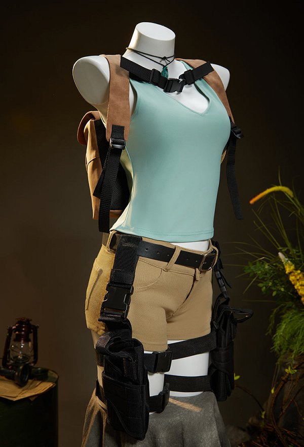 Tomb Raider Lara Croft Cosplay Costume Tank Top and Shorts with Backpack and Gloves