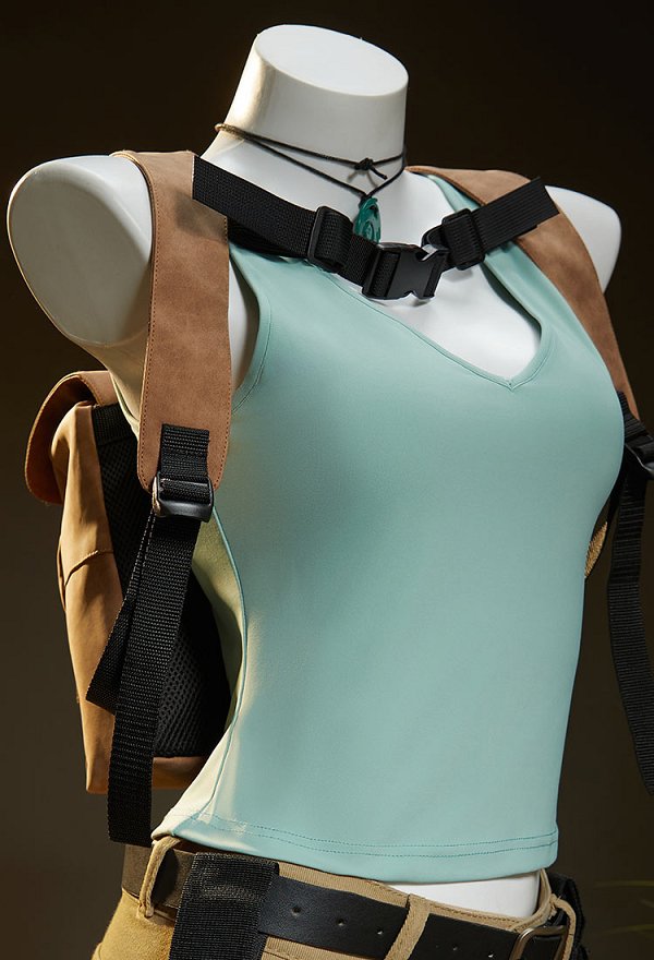 Tomb Raider Lara Croft Cosplay Costume Tank Top and Shorts with Backpack and Gloves