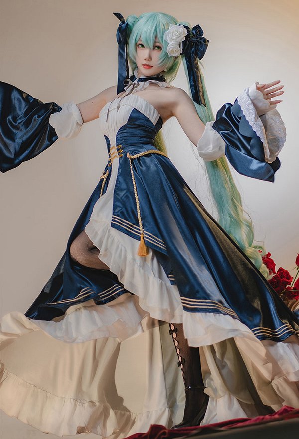 Vocal Cosplay Costume Dress and Sleeves with Hairpins and Thigh Socks