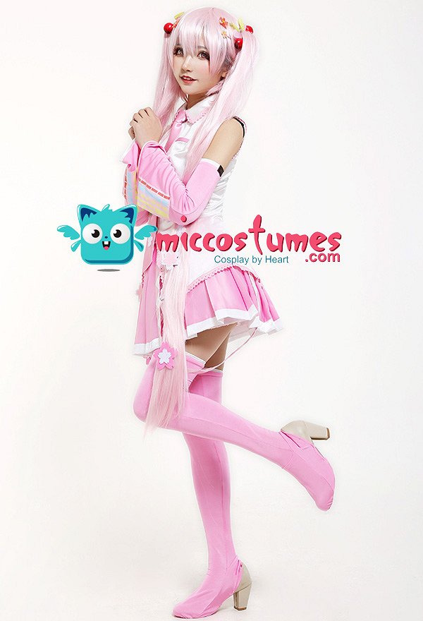 Sakura Pink Cosplay Costume with Sakura Hair Pins