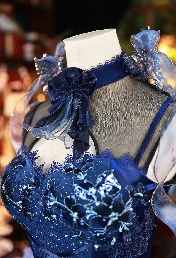 Vocal Eternal Night Figure Skin Cosplay Costume Top and Skirt with Headpiece and Gloves