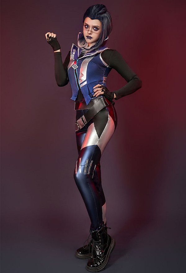 VALO Agent Fade Cosplay Costume Shirt and Trousers with Vest and Gloves