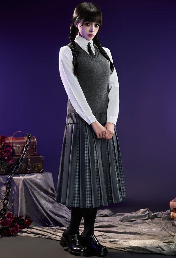 Wednesday Addams Cosplay Traje de uniforme escolar a rayas negras y grises con camisa y chaleco, chaqueta y falda.