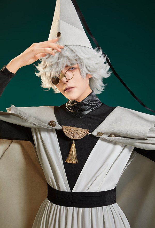 Traje y capa de cosplay de Tongari Boushi no Atelier Qifrey con forro y cinturón Traje y capa de cosplay de Tongari Boushi no Atelier Qifrey con forro y cinturón