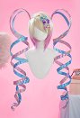 Perruque cosplay Ame pour streamer en manque d'attention Perruque courte beige et violette avec coiffe spiralée rose et bleue