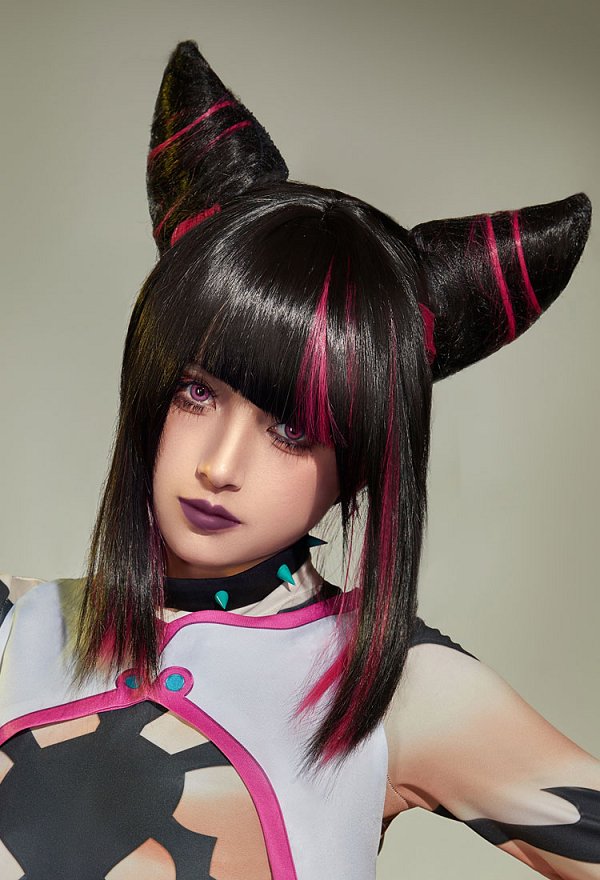 SF 6 Perücke Cosplay Juri Schwarz Pink Cosplay Perücke